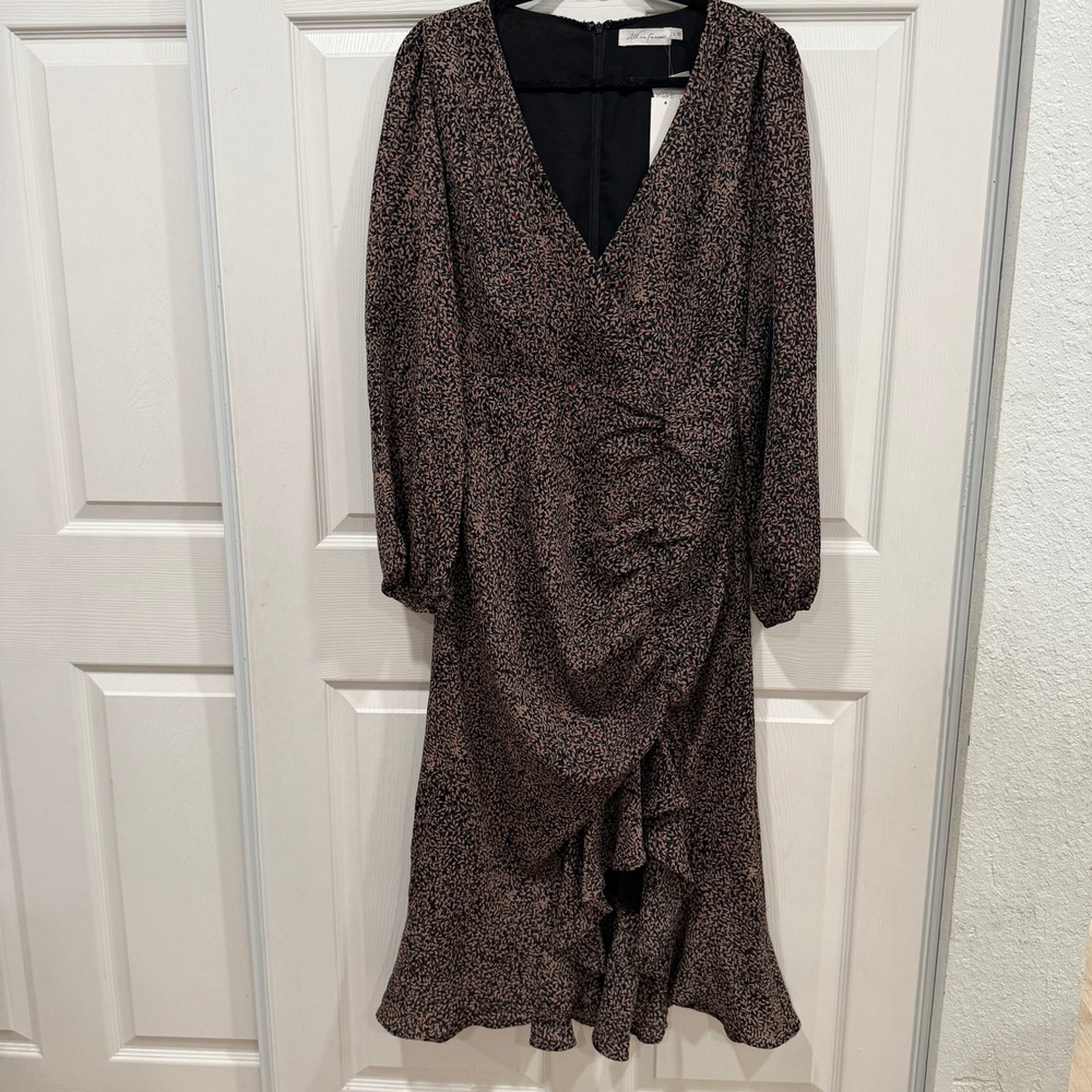 All in Favor Ruffle V-Neck Long Sleeve Midi Wrap Dress Brown Floral Size L